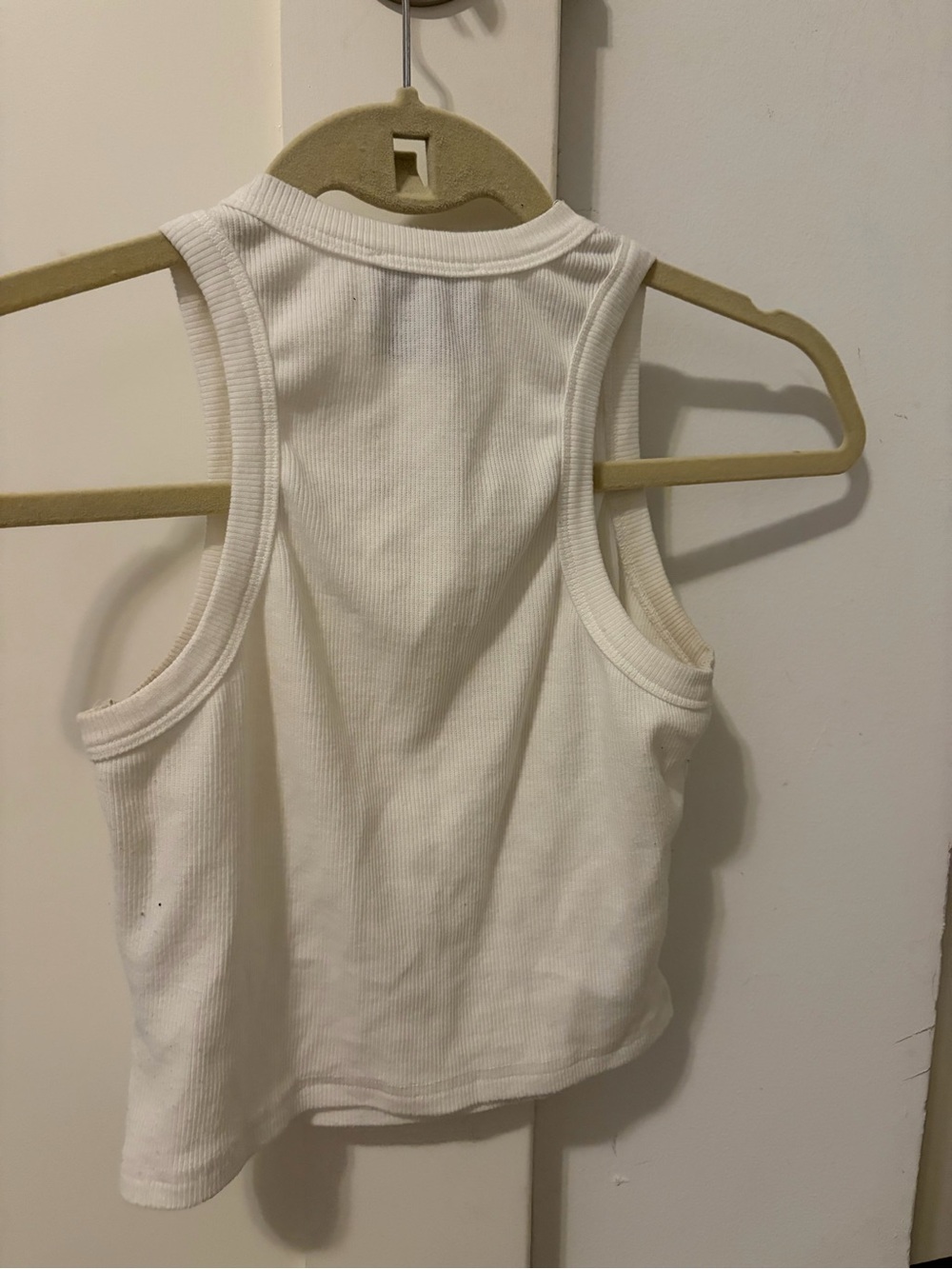 sundays Cropped White Ribbed Racerback Tank - Picture 3 of 3